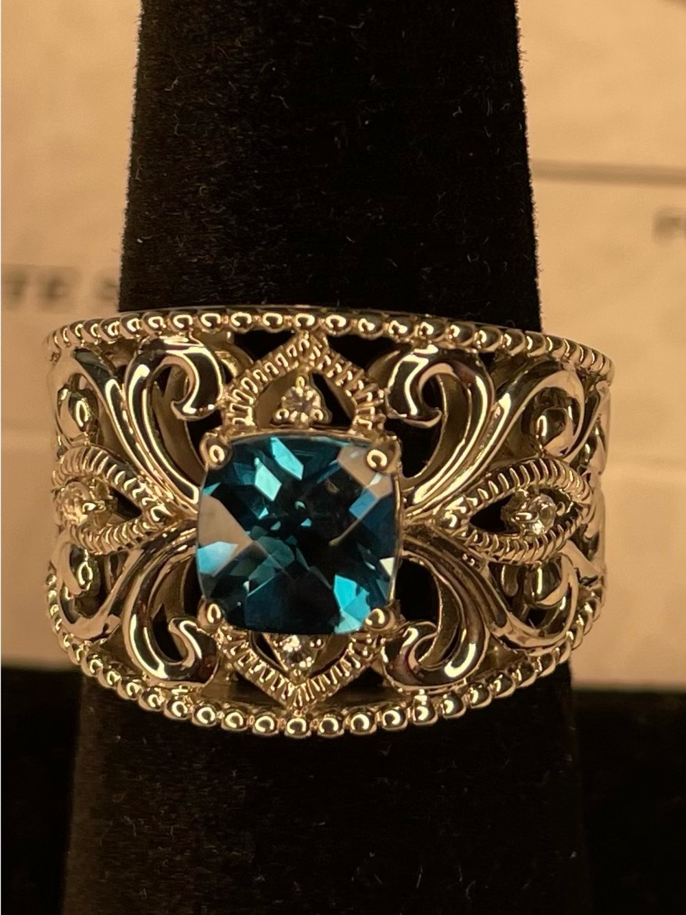 EFGY Sterling-Style Filigree Ring with London Blue Gemstone Size 6.75